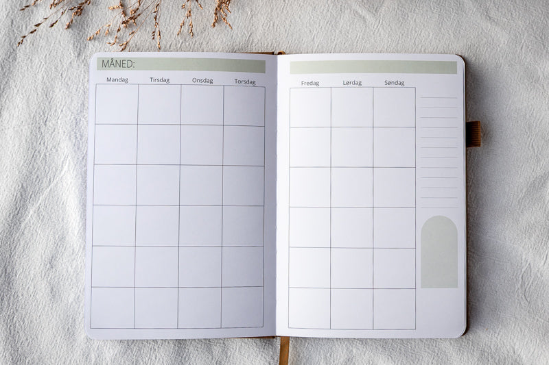 Udatert planlegger - Dager og drømmer